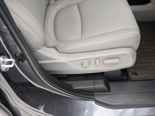 used 2023 Honda Odyssey car, priced at $25,500