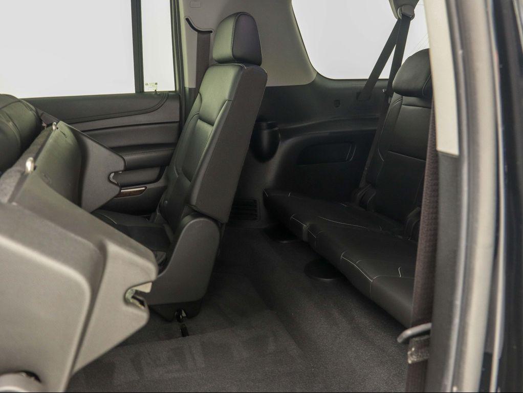 used 2019 Chevrolet Suburban car, priced at $32,500