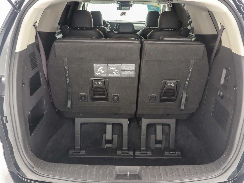 used 2022 Kia Carnival car, priced at $27,200