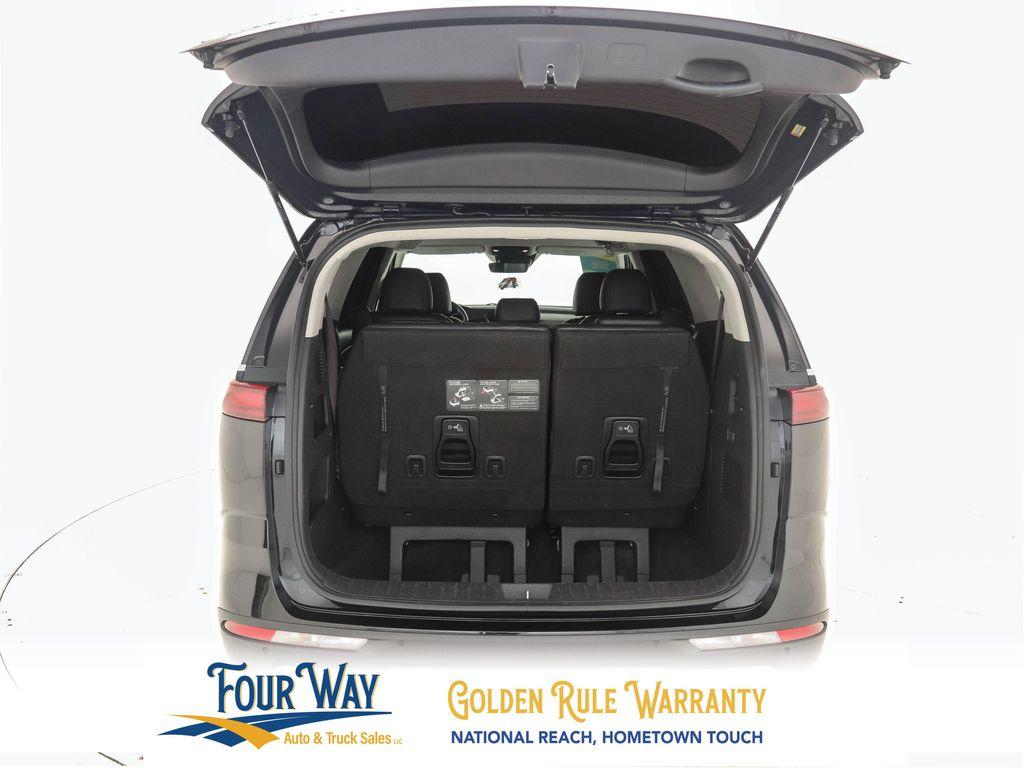 used 2022 Kia Carnival car, priced at $27,200