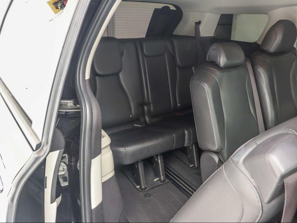 used 2022 Kia Carnival car, priced at $27,200