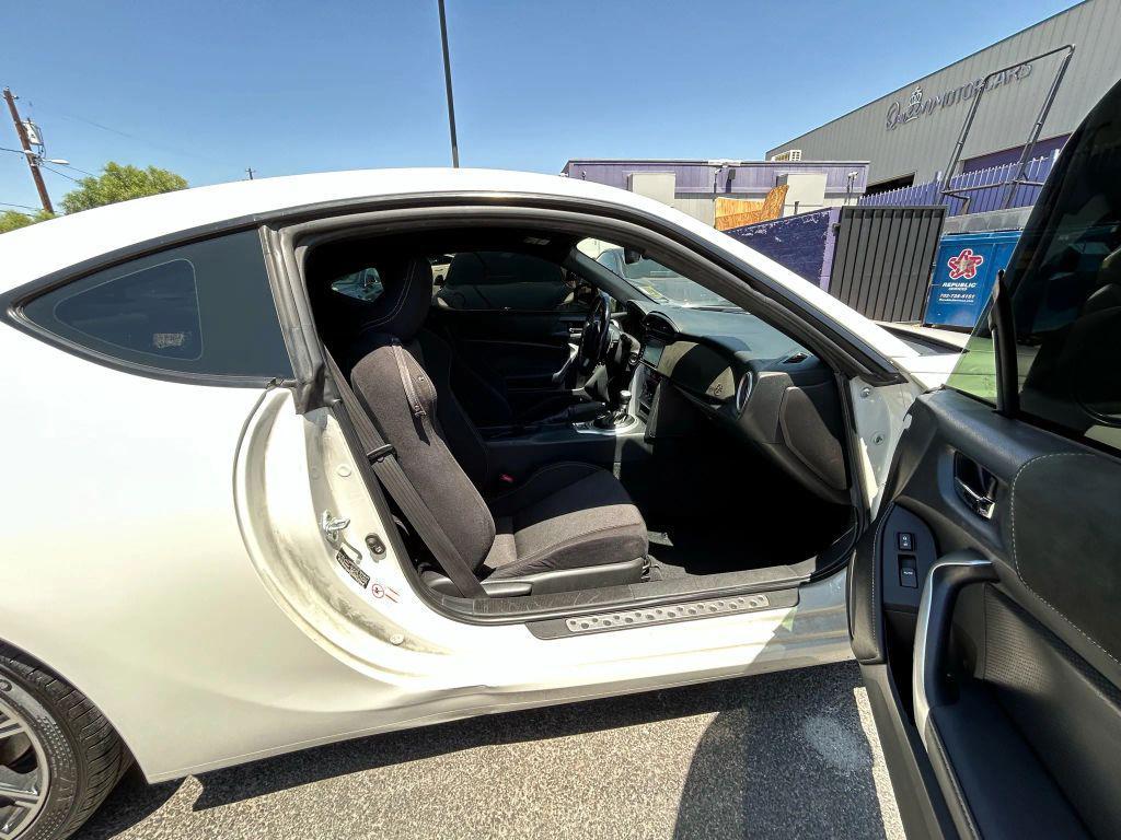used 2019 Toyota 86 car, priced at $16,999