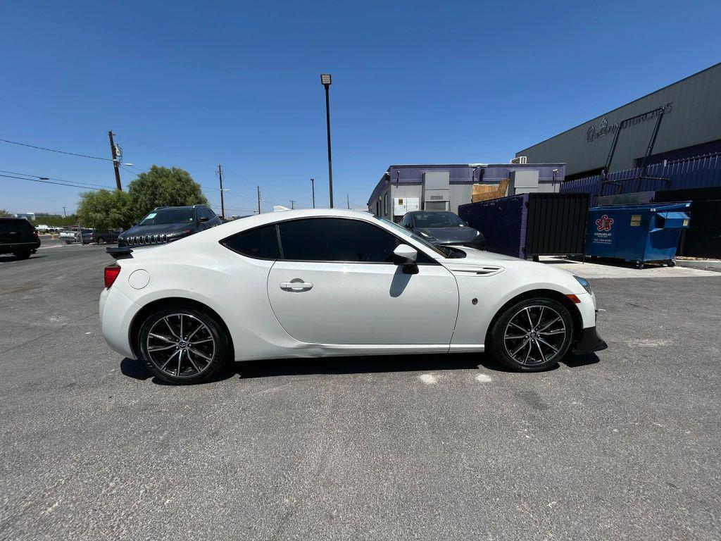 used 2019 Toyota 86 car, priced at $16,999