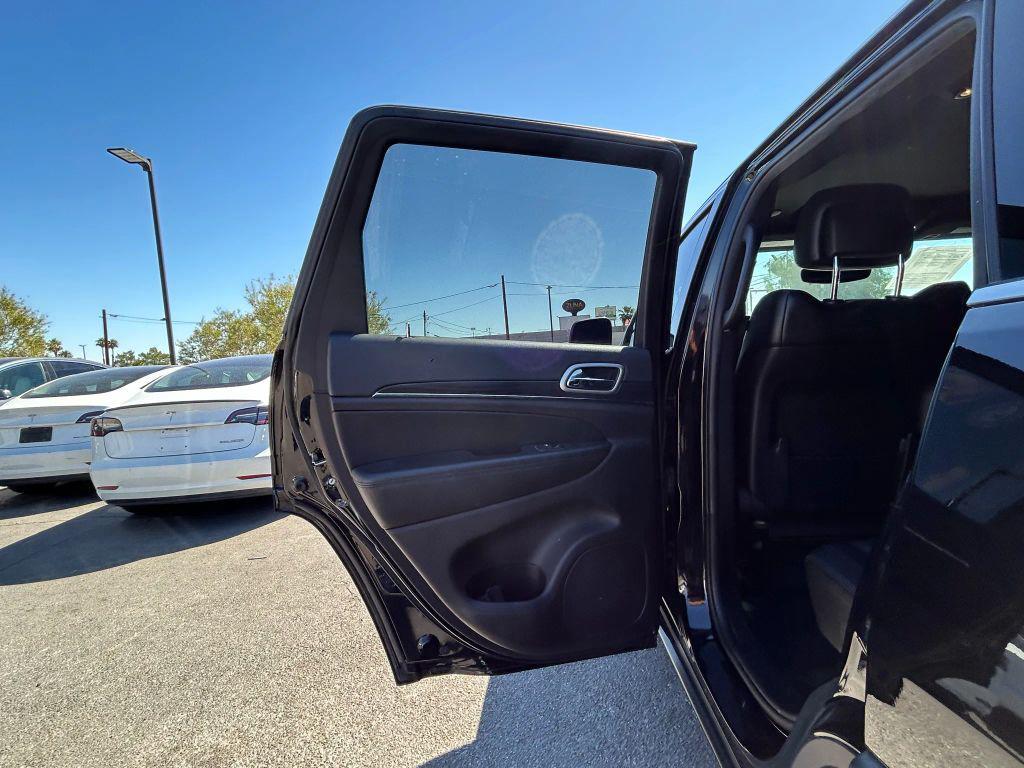 used 2019 Jeep Grand Cherokee car, priced at $15,522