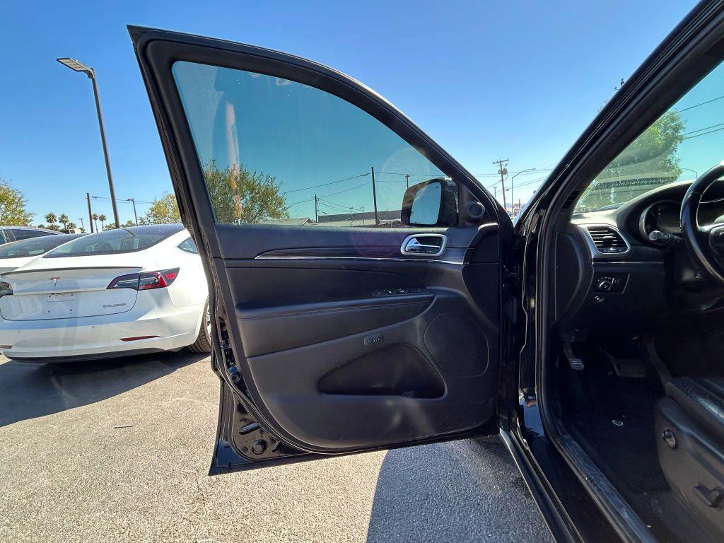 used 2019 Jeep Grand Cherokee car, priced at $15,522