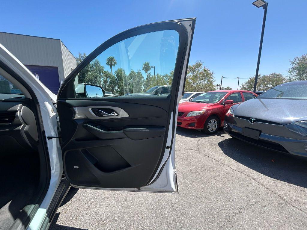 used 2018 Chevrolet Traverse car, priced at $17,084