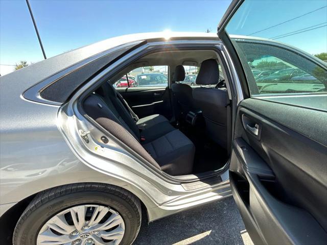 used 2016 Toyota Camry Hybrid car, priced at $11,288