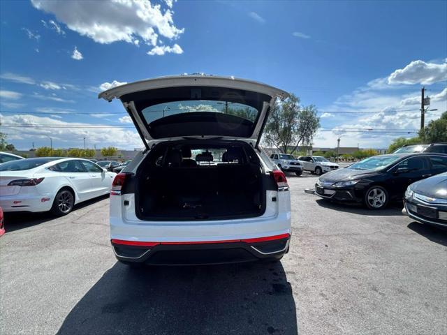 used 2020 Volkswagen Atlas Cross Sport car, priced at $16,777