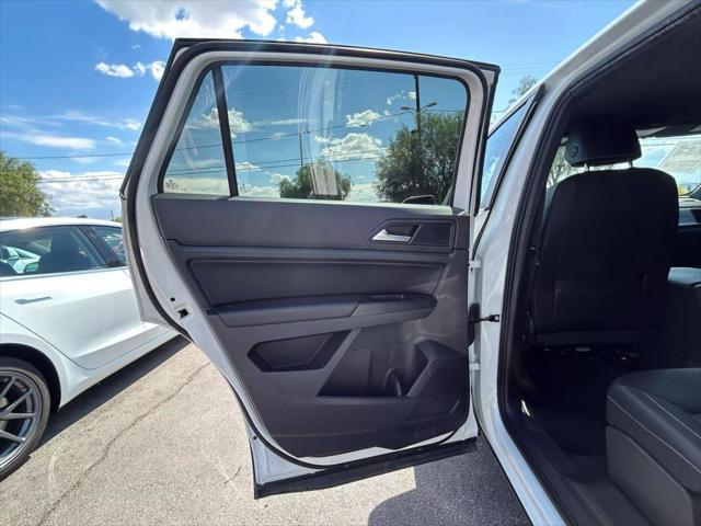 used 2020 Volkswagen Atlas Cross Sport car, priced at $16,777
