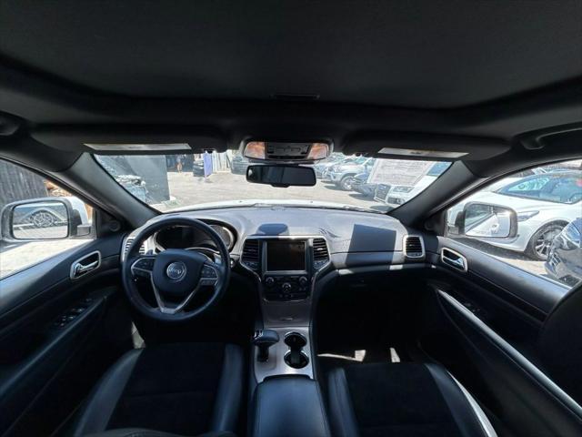 used 2015 Jeep Grand Cherokee car, priced at $11,999