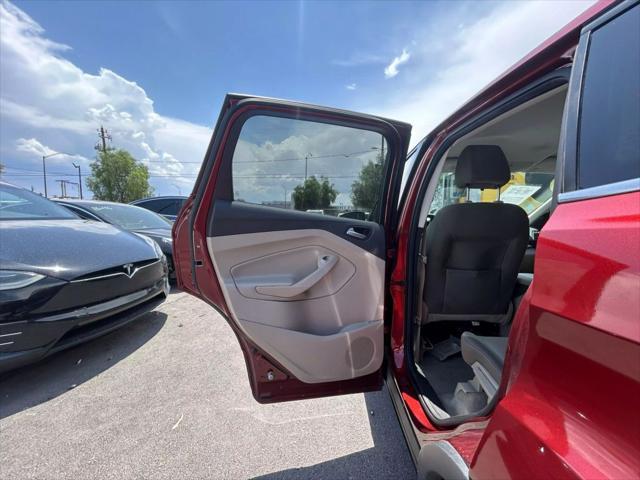 used 2015 Ford Escape car, priced at $7,777