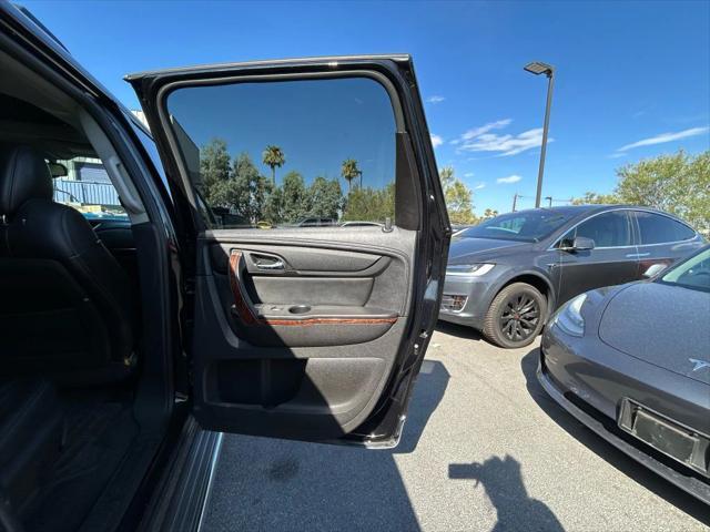 used 2013 Chevrolet Traverse car, priced at $8,888