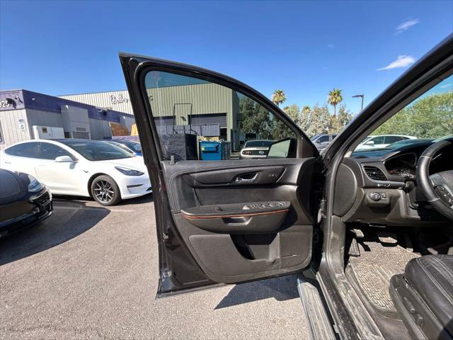 used 2013 Chevrolet Traverse car, priced at $8,888