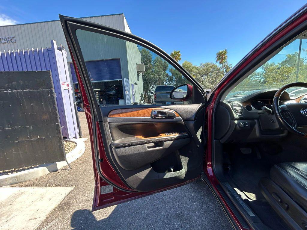 used 2011 Buick Enclave car, priced at $3,999