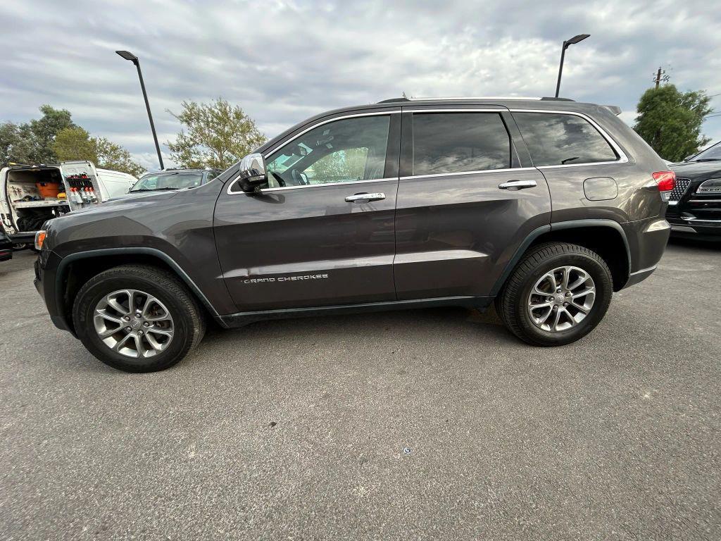 used 2015 Jeep Grand Cherokee car, priced at $12,820