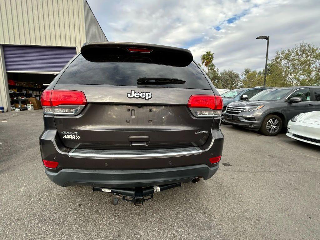 used 2015 Jeep Grand Cherokee car, priced at $12,820