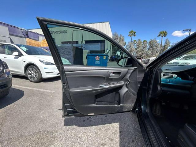used 2015 Toyota Camry Hybrid car, priced at $11,999