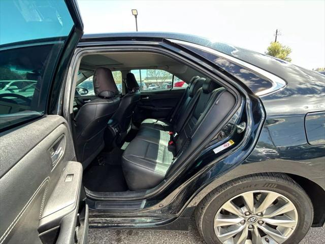 used 2015 Toyota Camry Hybrid car, priced at $11,999