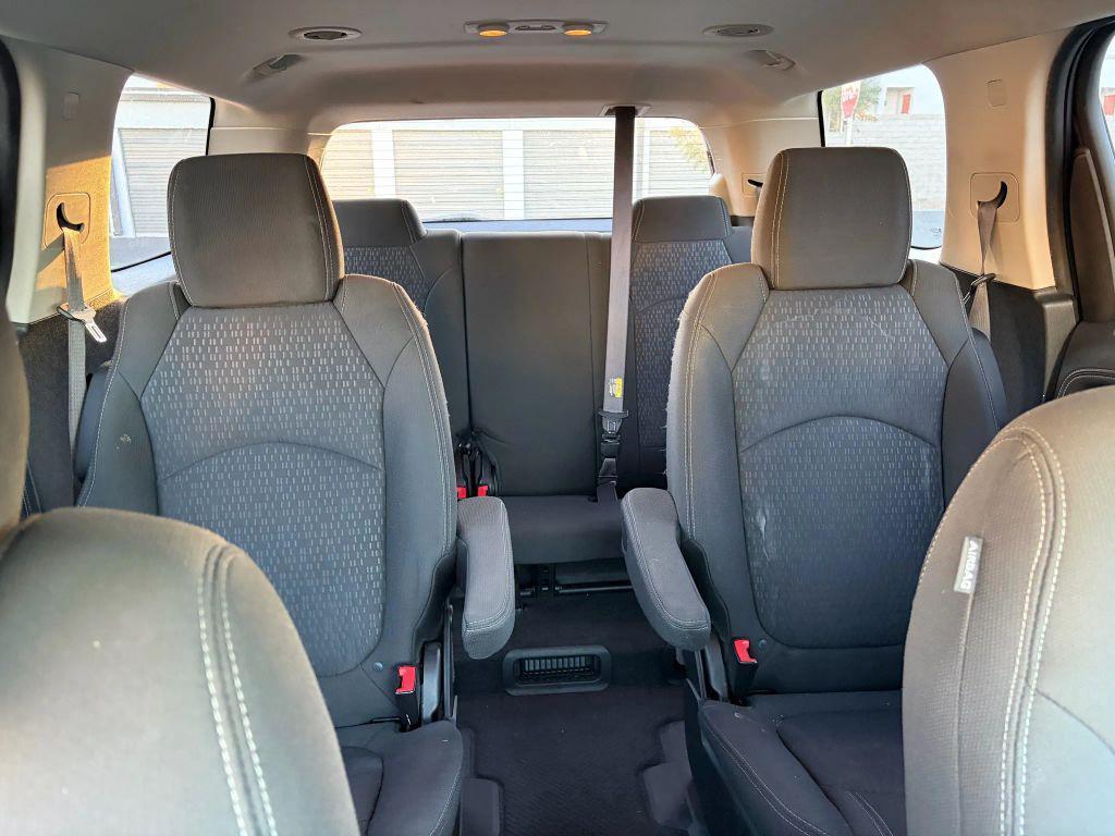 used 2015 GMC Acadia car, priced at $7,777