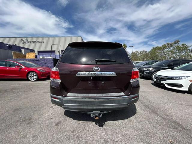 used 2013 Toyota Highlander car, priced at $14,999