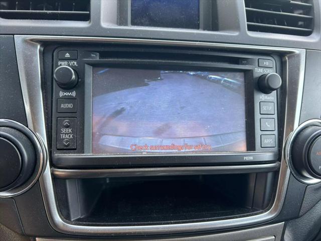 used 2013 Toyota Highlander car, priced at $14,999