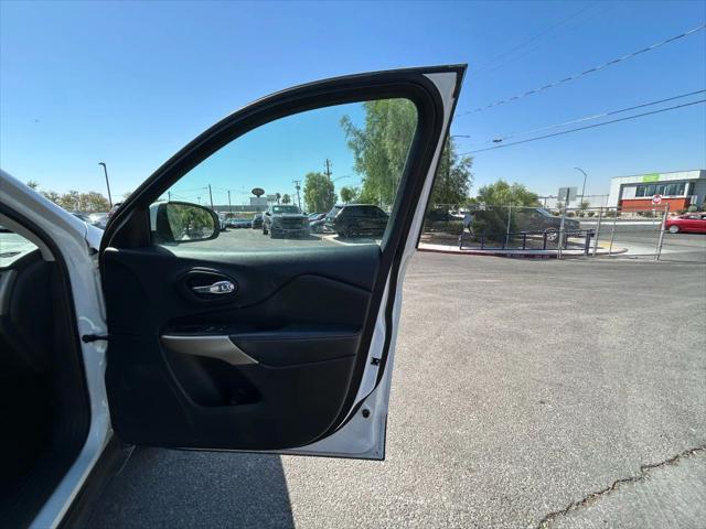 used 2018 Jeep Cherokee car, priced at $7,777