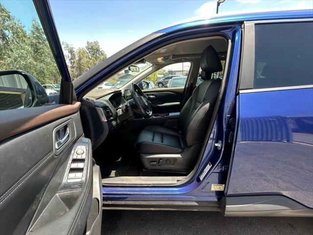 used 2023 Nissan Rogue car, priced at $16,377