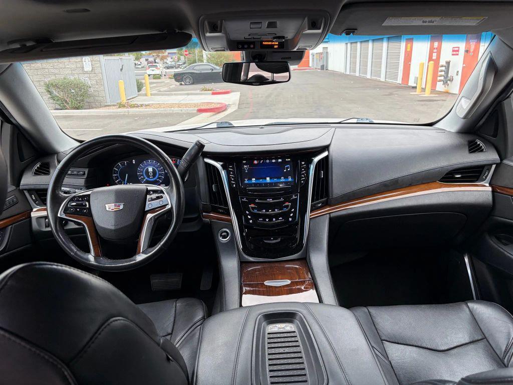 used 2018 Cadillac Escalade ESV car, priced at $25,976