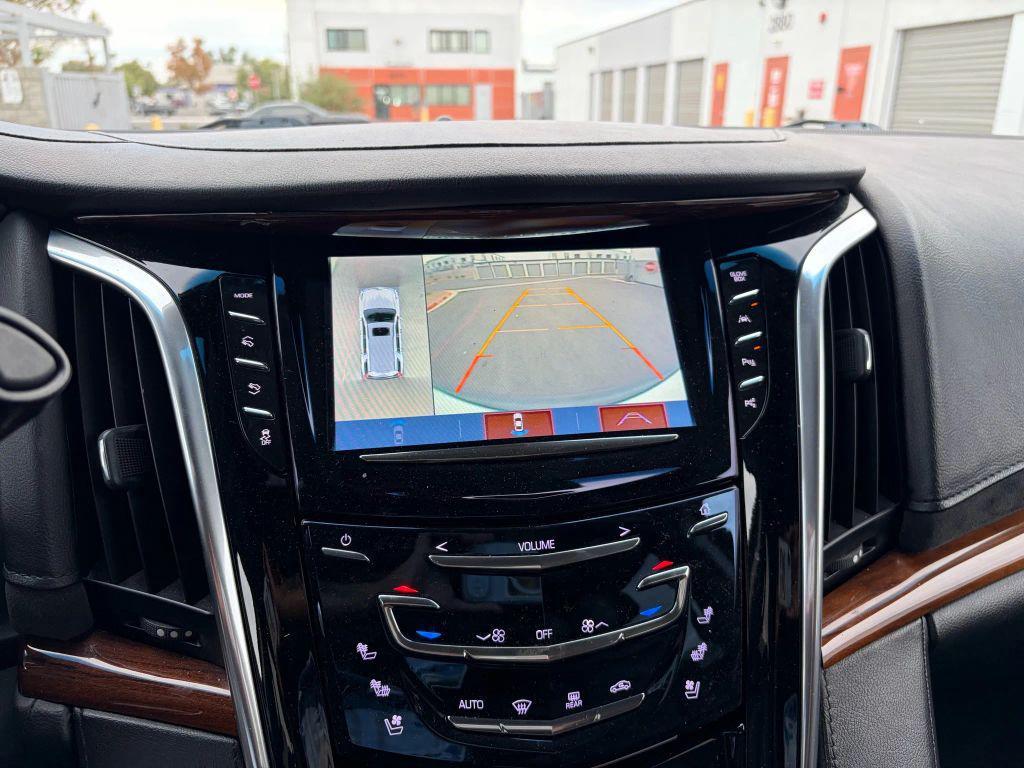 used 2018 Cadillac Escalade ESV car, priced at $25,976