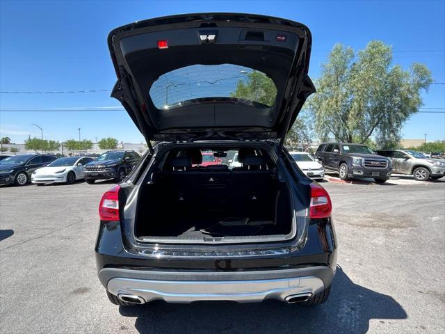 used 2017 Mercedes-Benz GLA 250 car, priced at $13,888