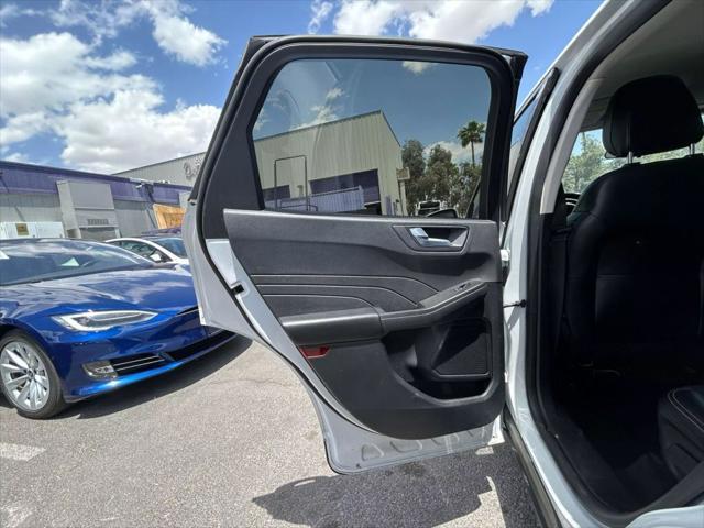used 2022 Ford Escape car, priced at $15,999
