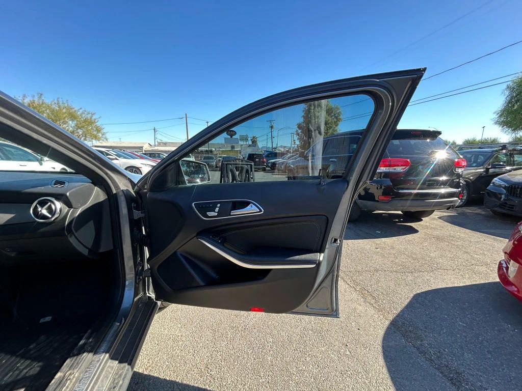 used 2020 Mercedes-Benz GLA 250 car, priced at $16,788