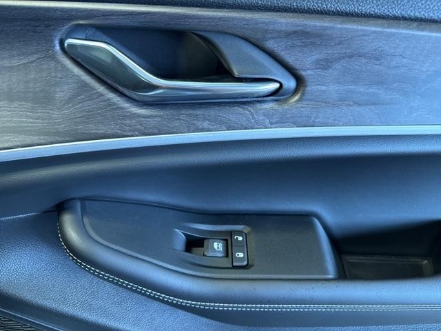 new 2025 Jeep Grand Cherokee car, priced at $40,710