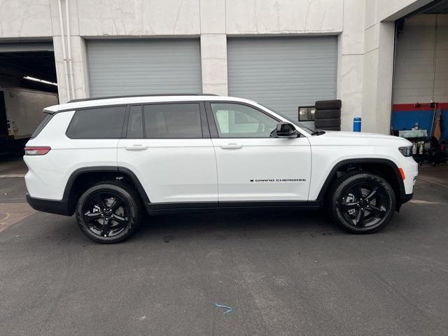 new 2024 Jeep Grand Cherokee L car, priced at $46,836