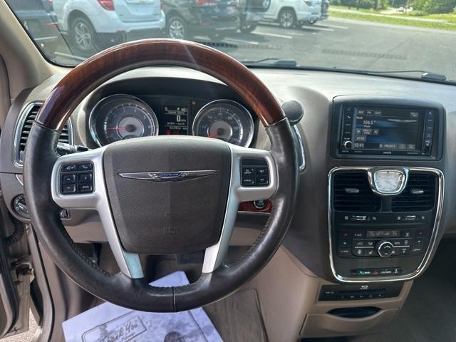 used 2014 Chrysler Town & Country car, priced at $13,395