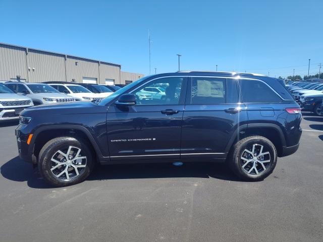 new 2024 Jeep Grand Cherokee car, priced at $43,986