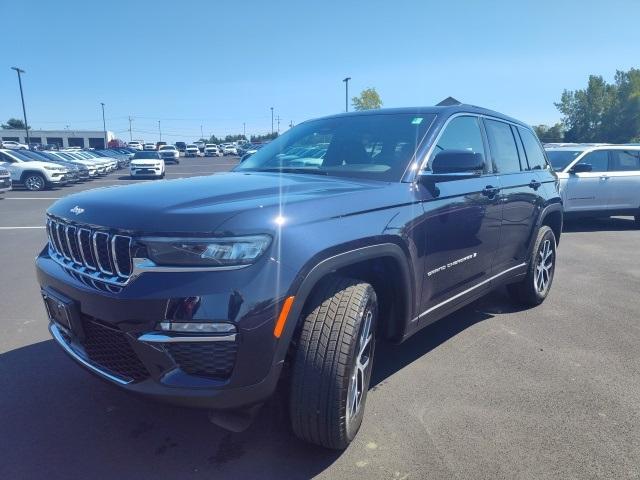 new 2024 Jeep Grand Cherokee car, priced at $43,986