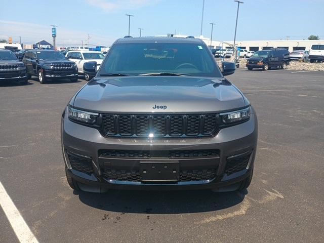 new 2025 Jeep Grand Cherokee L car, priced at $52,335