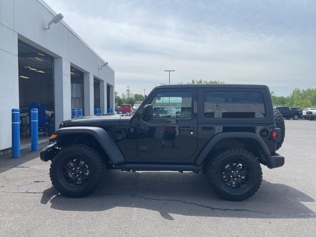 new 2025 Jeep Wrangler car, priced at $45,082