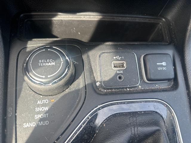 used 2020 Jeep Cherokee car, priced at $20,888