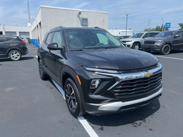 new 2025 Chevrolet TrailBlazer car, priced at $27,790