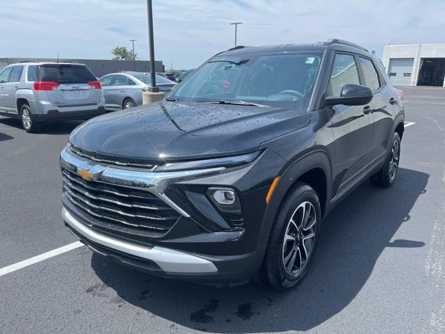 new 2025 Chevrolet TrailBlazer car, priced at $27,790