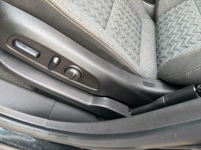 used 2023 Chevrolet Equinox car, priced at $18,385