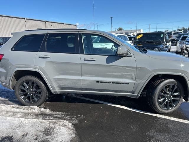 used 2022 Jeep Grand Cherokee WK car, priced at $26,777