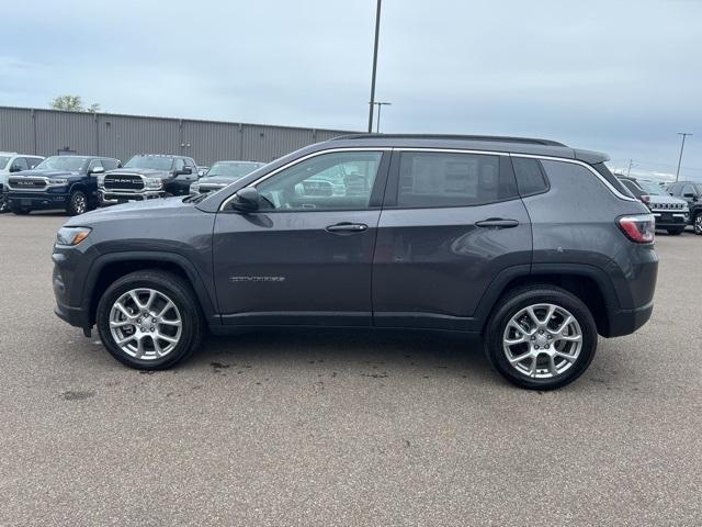 new 2024 Jeep Compass car, priced at $29,992