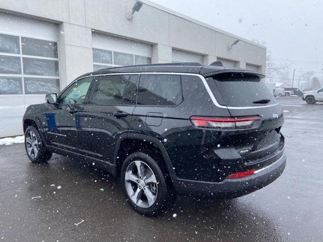 new 2024 Jeep Grand Cherokee L car, priced at $49,542