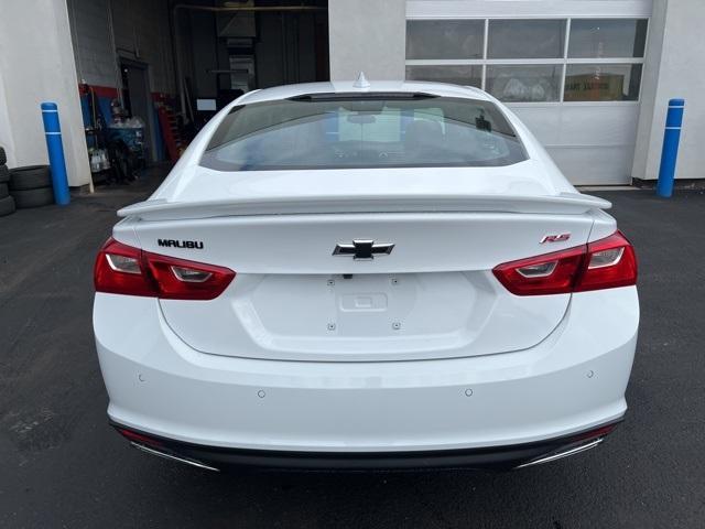 new 2025 Chevrolet Malibu car, priced at $27,495