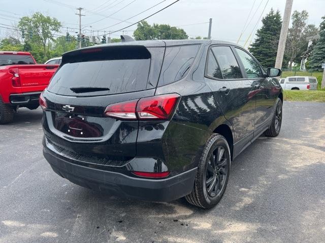 new 2024 Chevrolet Equinox car, priced at $28,525