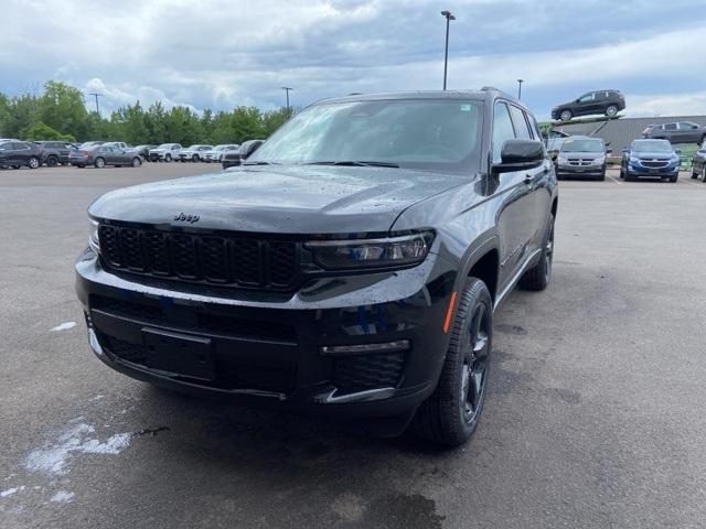 new 2024 Jeep Grand Cherokee L car, priced at $55,252