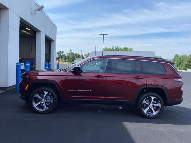 new 2024 Jeep Grand Cherokee L car, priced at $47,267